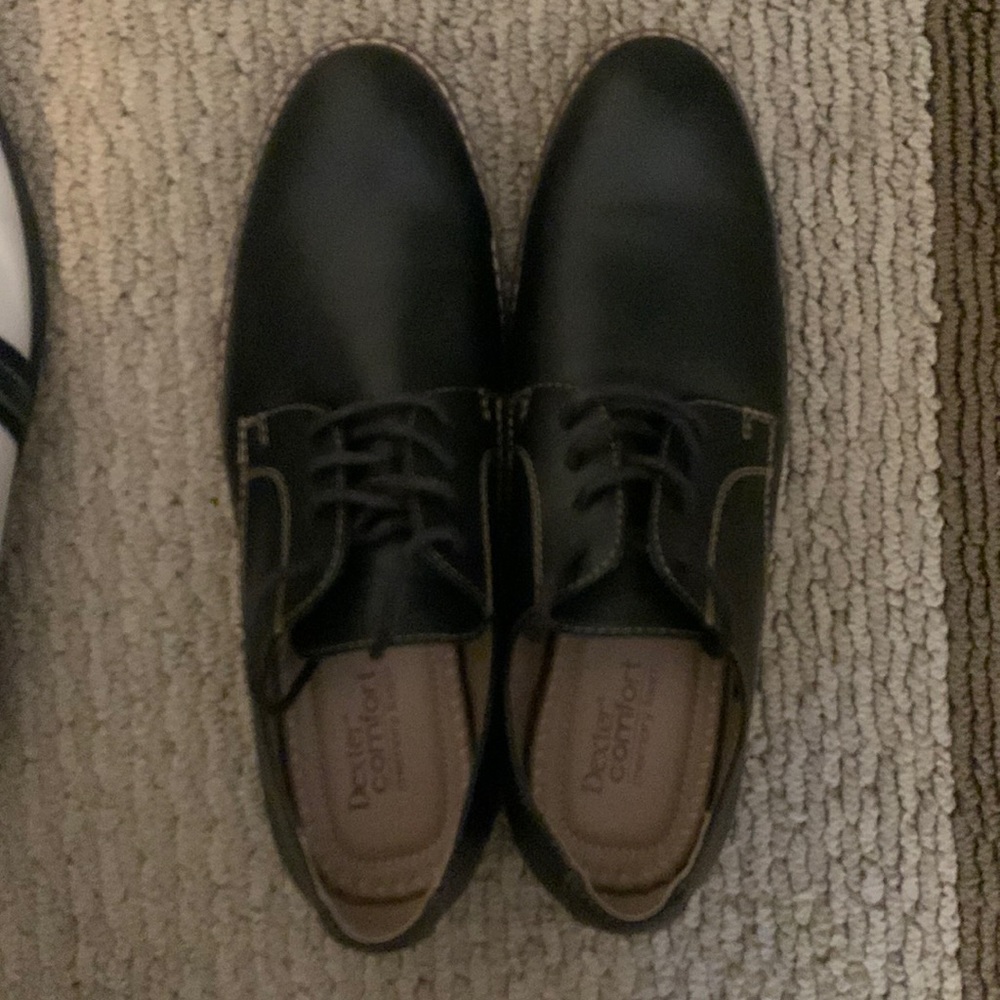 Dexter dress shoes